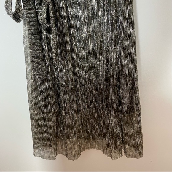 DEX Shimmer Cocktail Dress - Picture 7 of 7